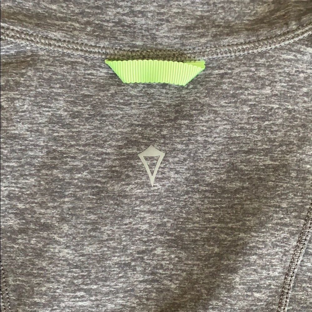 Ivivva Quarter ZIP - Picture 5 of 5